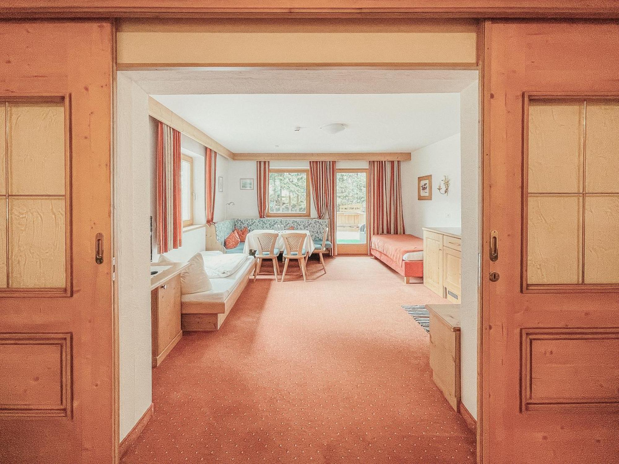Alpenhotel Tirolerhof Герлос Стая снимка